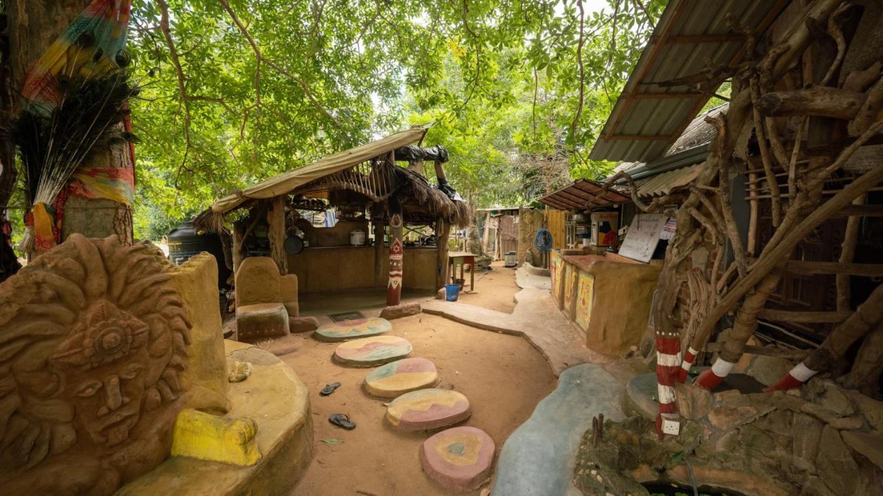 Humbhaha Jungle Yala Nature Eco Resort カタラガマ エクステリア 写真