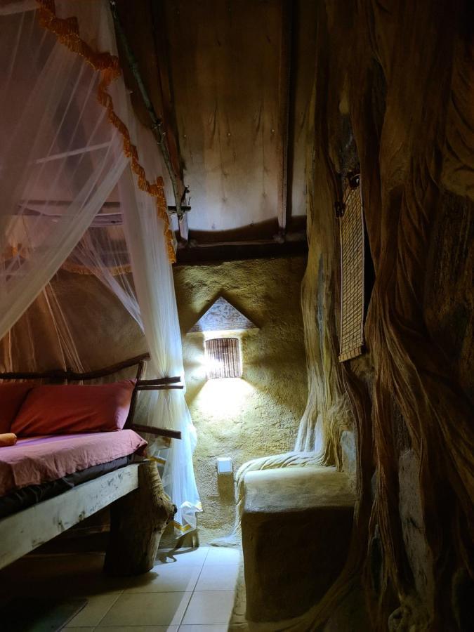 Humbhaha Jungle Yala Nature Eco Resort カタラガマ エクステリア 写真