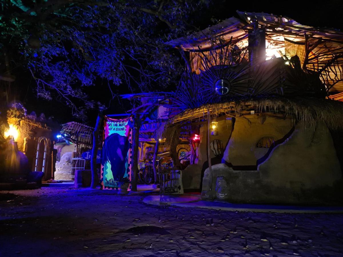 Humbhaha Jungle Yala Nature Eco Resort カタラガマ エクステリア 写真